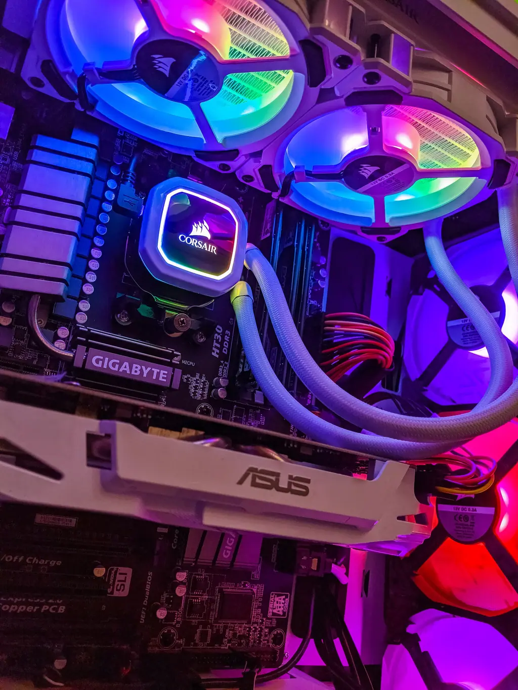 Liquid-cooled RGB custom gaming PC built in Berkeley