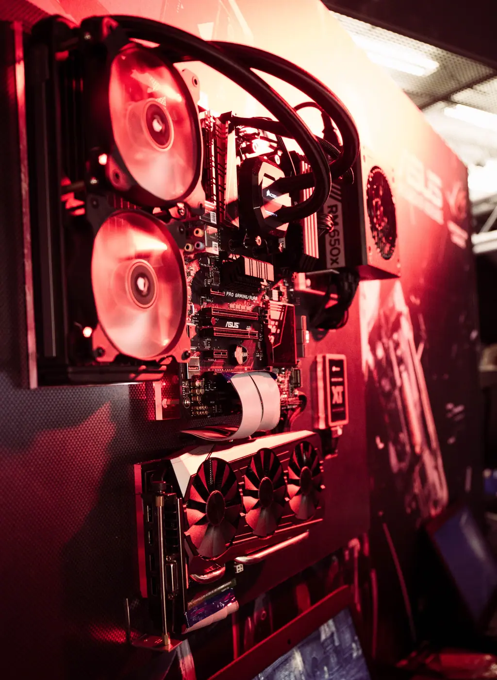 Water-cooled custom PC