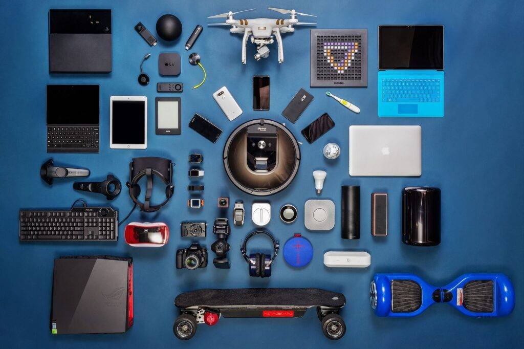The Top 5 Must-Have Gadgets for Tech Enthusiasts in 2023!